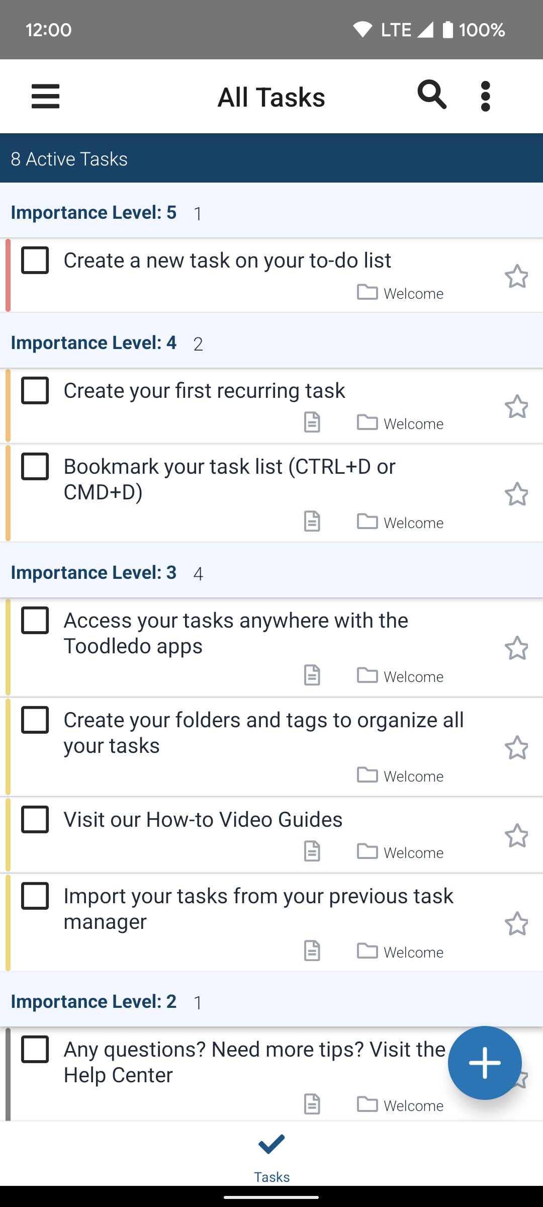 Toodledo task manager interface listing tasks by importance level with options for tagging and notes.